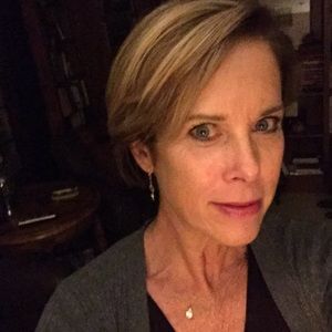 Meet your Posher, Liz